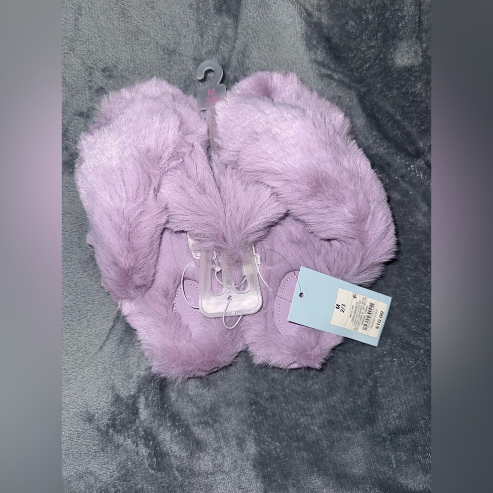 Cat & Jack Girls' Purple Fuzzy Crossband Slide Slippers - Size M (2/3) - NWT